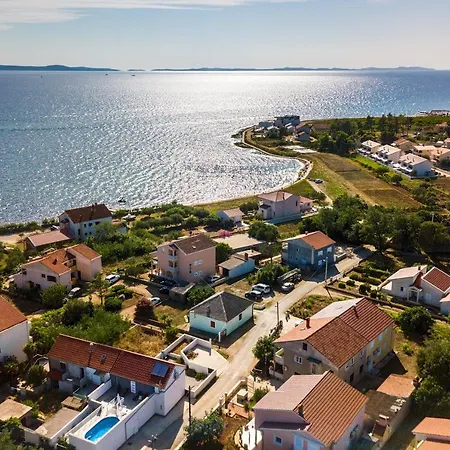 Sokolar Holiday home Privlaka (Zadar)
