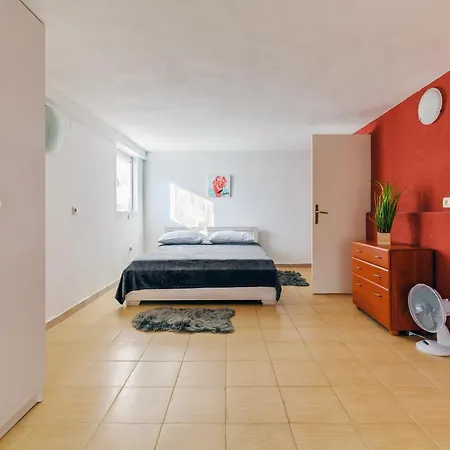 Sokolar * Privlaka (Zadar)