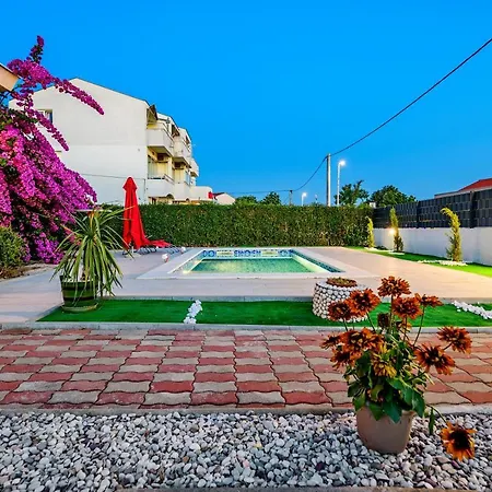 Sokolar * Privlaka (Zadar)