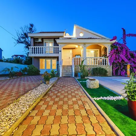 Sokolar Holiday home